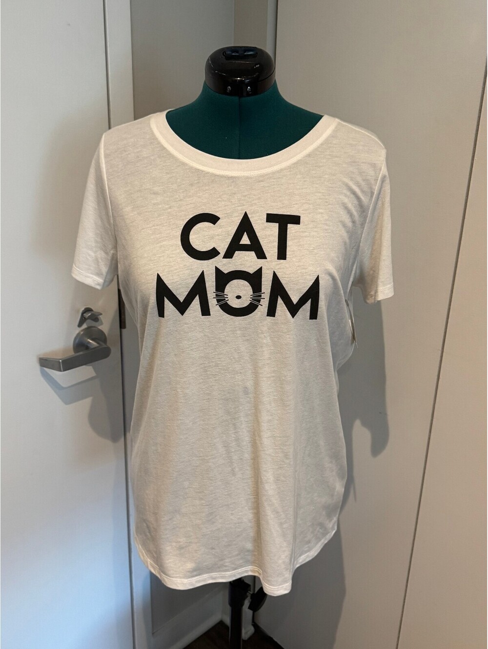 Torrid White Cat Mom T-shirt
